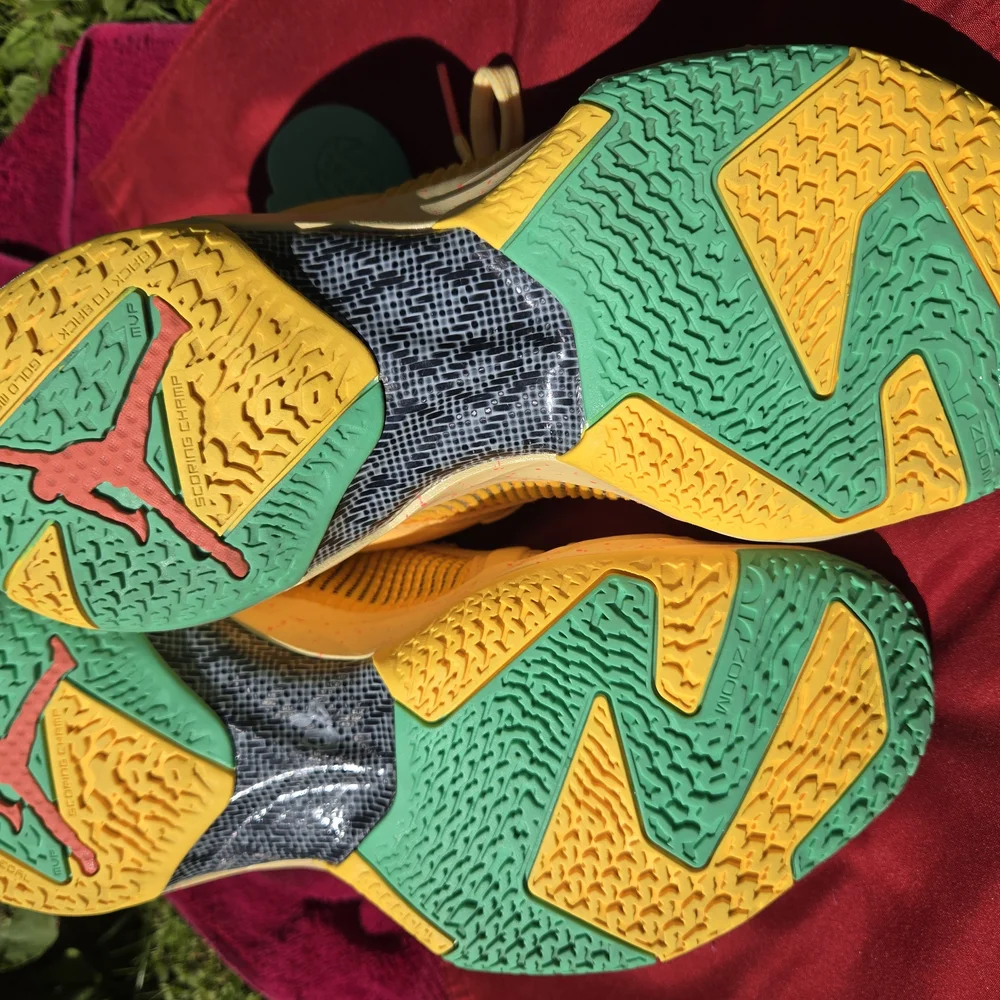 Nike Air Jordan 37 Low 'Freshly Squeezed' EYBL SZ 9 EUC           (BIN 006) - Picture 13 of 13